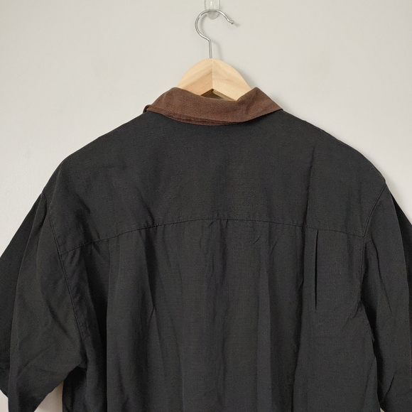 Tommy Bahama Silk Button Down Shirt Short Sleeves Size Medium Brown Black - Picture 11 of 16